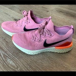 Nike W Epic React size 8
